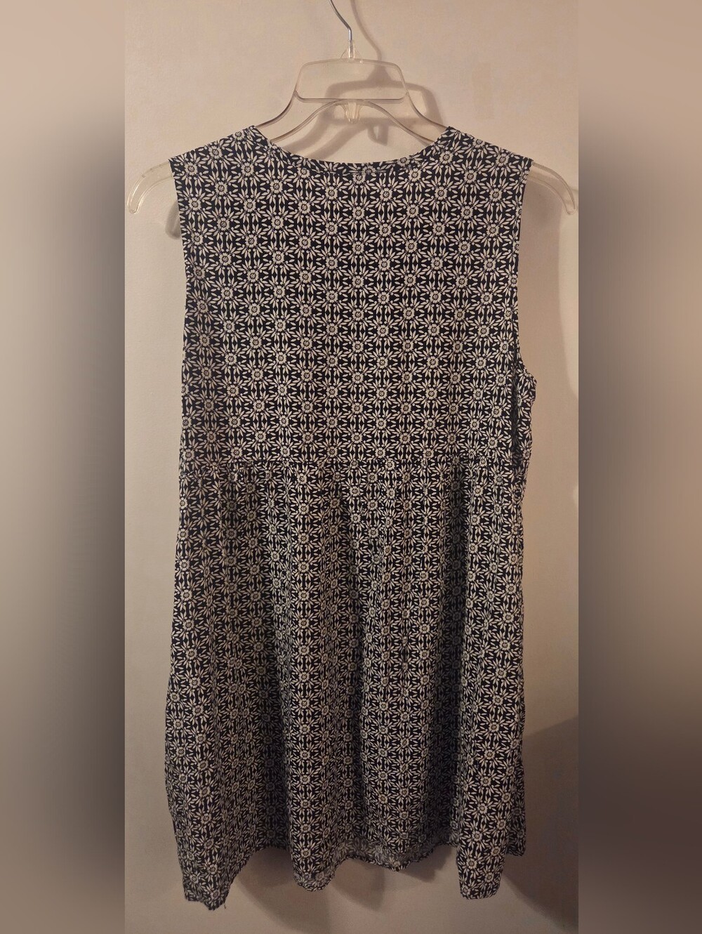 Old Navy Black and White Floral Button-Front Dress - Picture 2 of 5